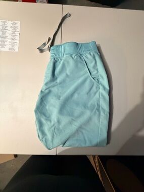 Light Aqua Fig’s Zamora Jogger scrubs